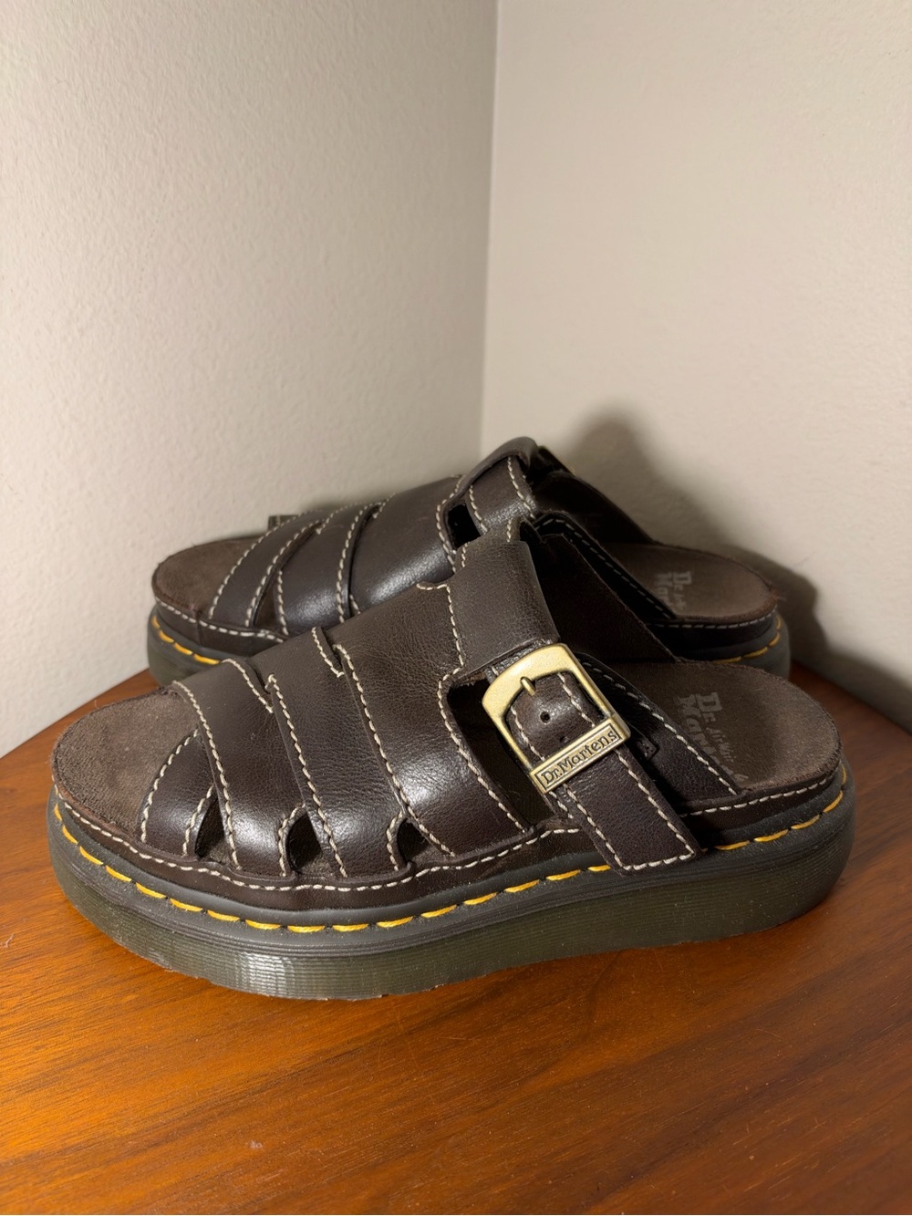 Dr. Martens Maxxy Slide Sandals Size 8 - Picture 4 of 10